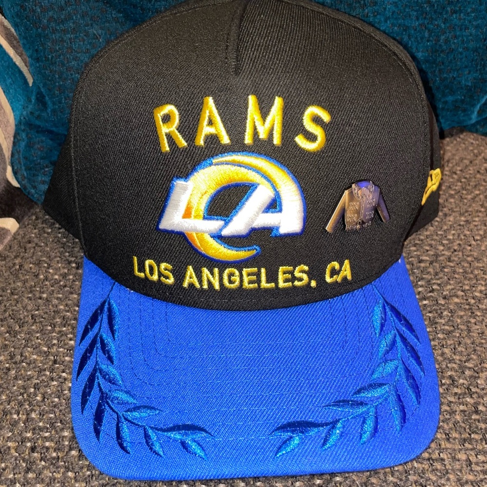 Los Angeles RAMS NFL New Era Hat with Pin